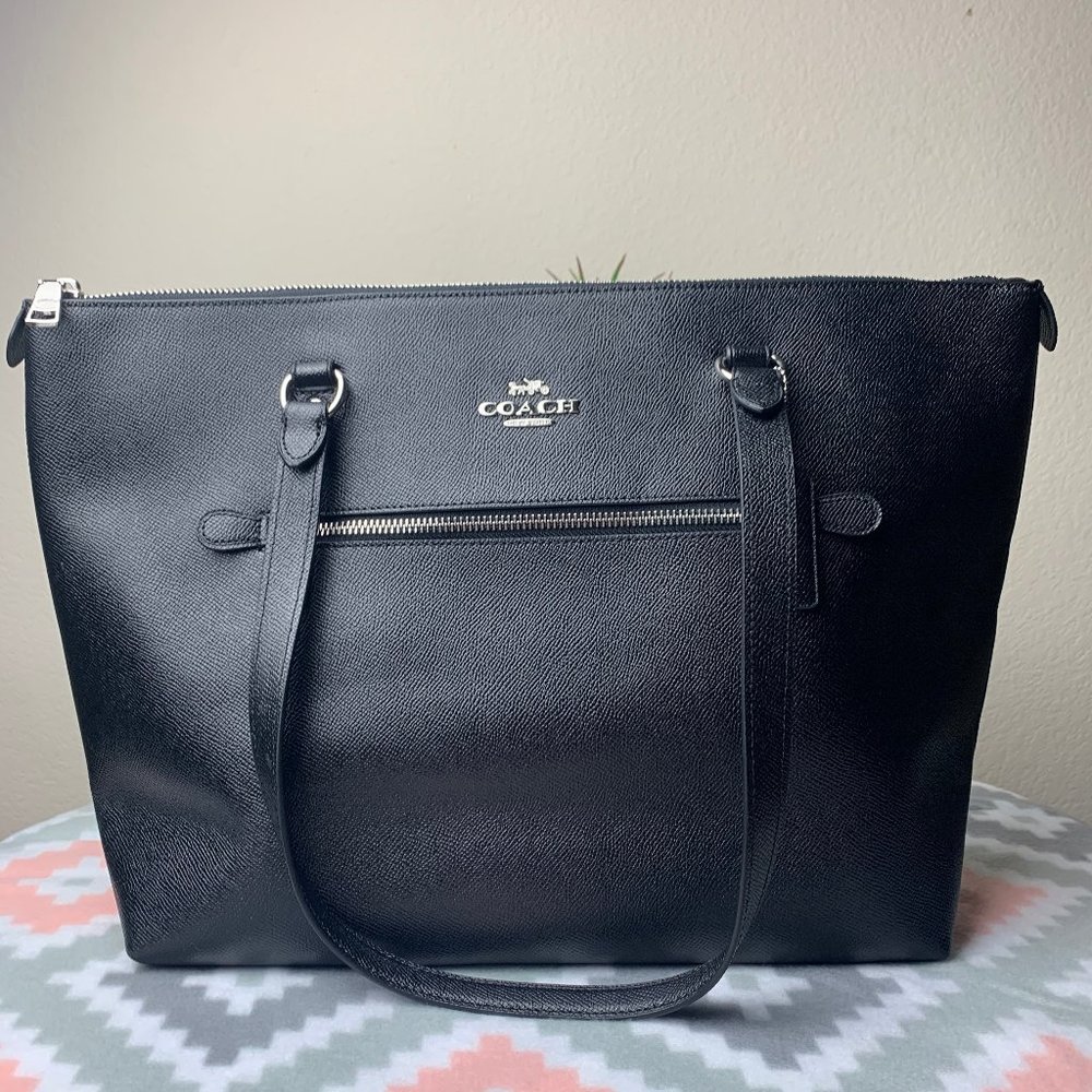 Coach Gallery Tote Signature